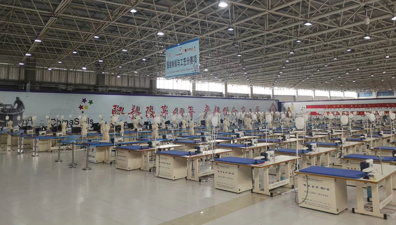 奔跑在国赛选拔赛科场上的美机“骏马”