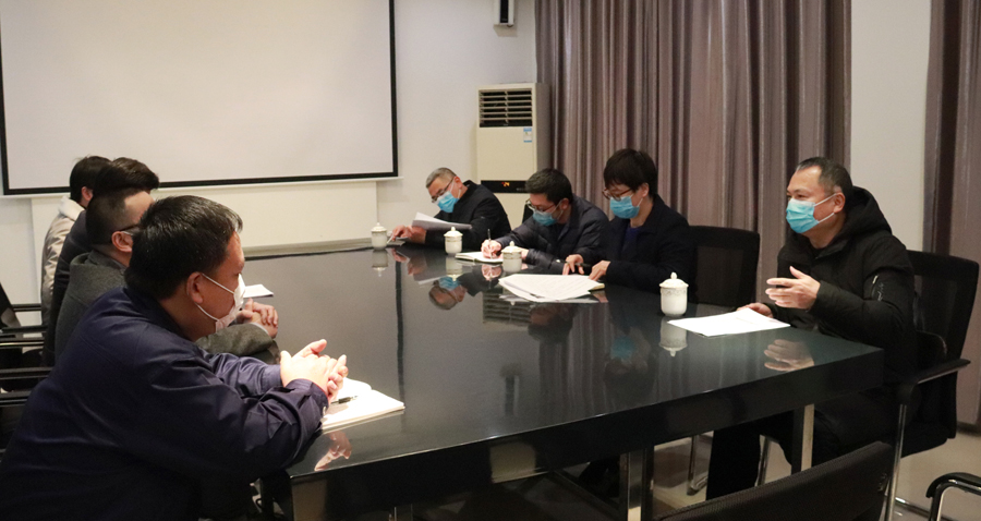 台州市审查院潘万贵副审查长“三效劳”进美机，，指导企业抓防疫、促生产