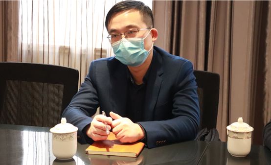 温岭市委常委、组织部部长阮积庆，，市政协副主席林文鹤等一行向导莅临美机开展“三效劳”运动
