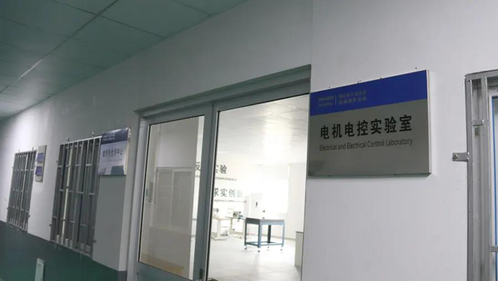 台州市原政协副主席、台州商人研究会会长郑荐一律向导莅临美机调研指导