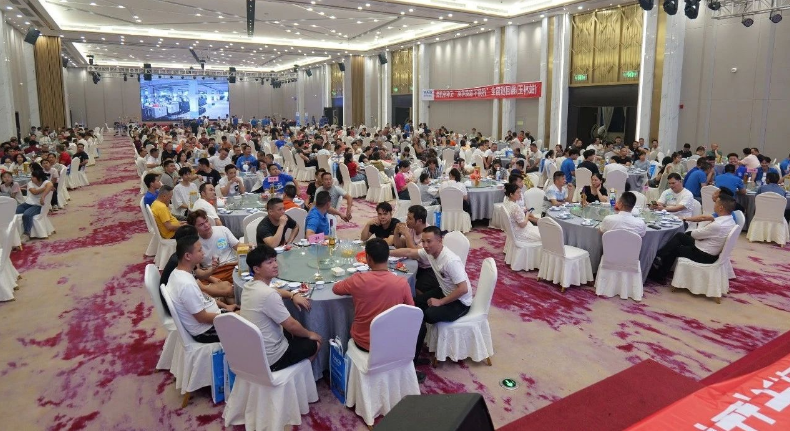 美机快单王广西玉林巡回展乐成举行